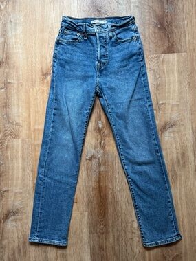 Levi’s Wedgie Straight jeans